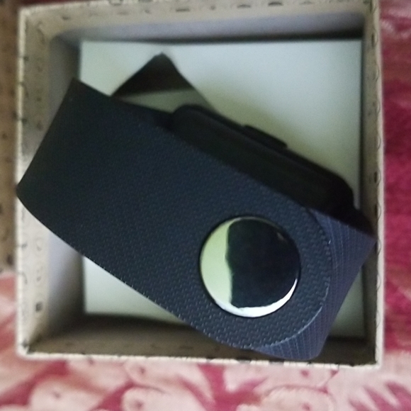 Sleek Programmable Black Smart watch - Picture 3 of 6